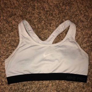 Nike sports Bra